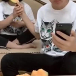 网红弟弟吃瓜图片搞笑版,萌态十足引网友爆笑